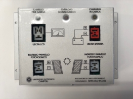 REGOLATORE DI CARICA PANNELLI FOTOVOLTAICI